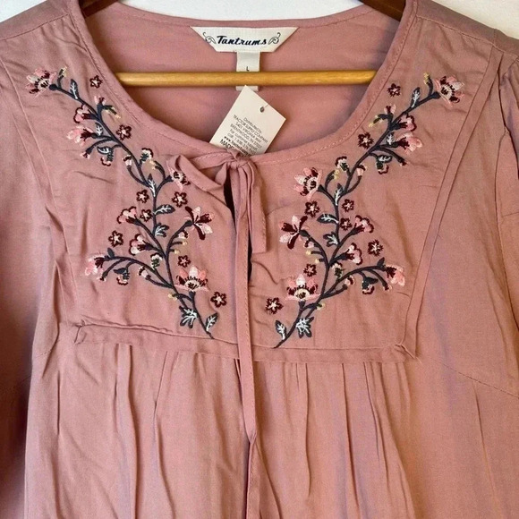 NWT Tantrums Embroidered Peasant Top - Picture 4 of 4